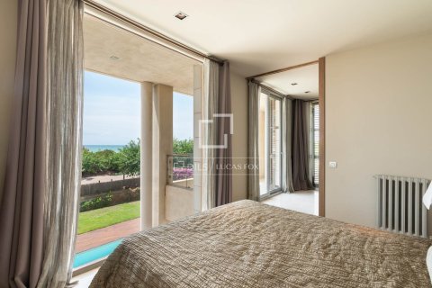 Villa for rent in Gava, Barcelona, Spain 6 bedrooms, 800 sq.m. No. 161477 - photo 18