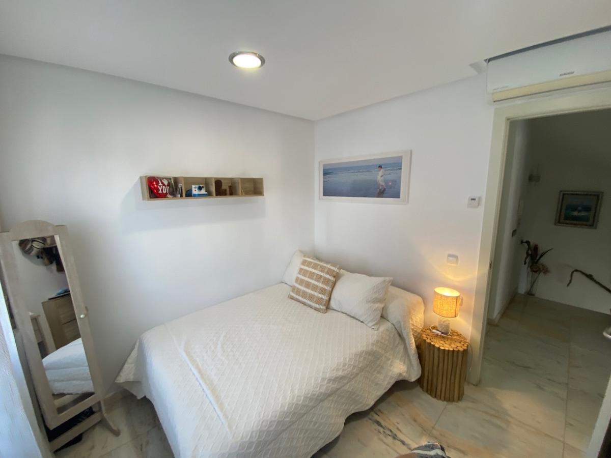 Villa in Javea, Alicante, Spain 5 bedrooms, 360 sq.m. No. 80776