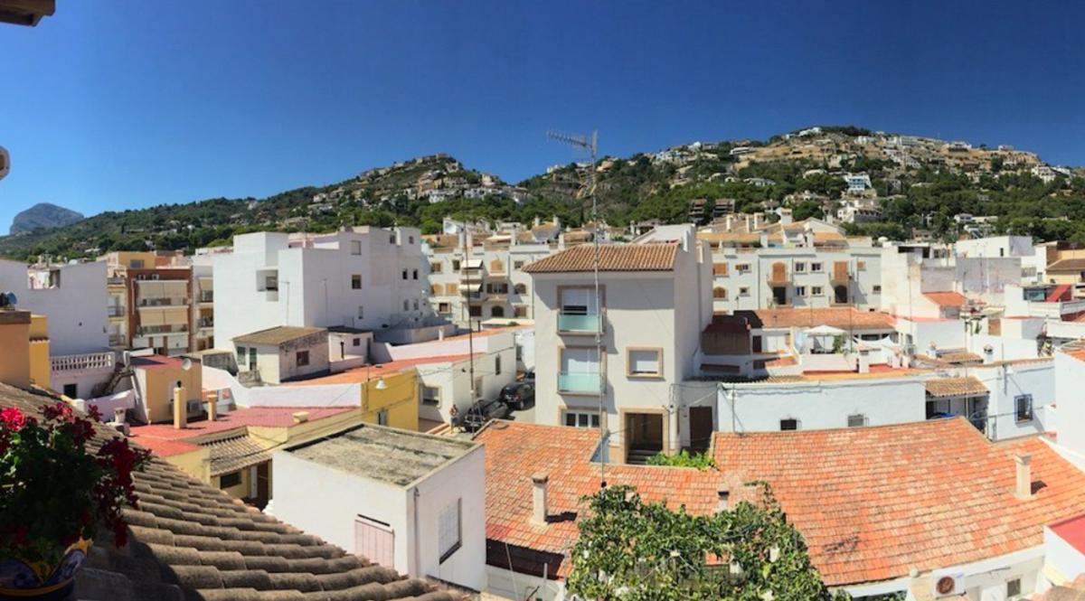 Villa in Javea, Alicante, Spain 5 bedrooms, 360 sq.m. No. 80776