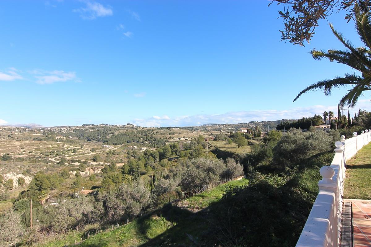 Villa a Benissa, Alicante, Spagna 7 camere da letto, 465 mq. N° 80780