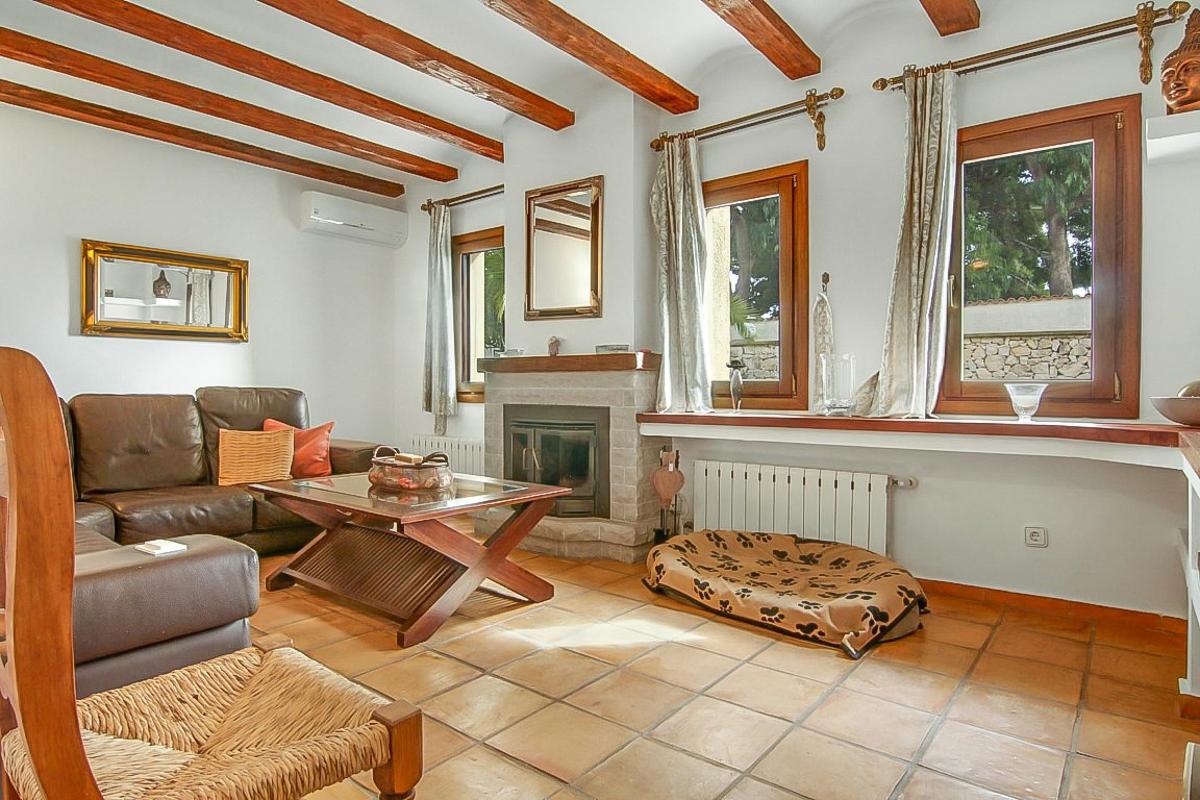 Villa a Benissa, Alicante, Spagna 7 camere da letto, 465 mq. N° 80780