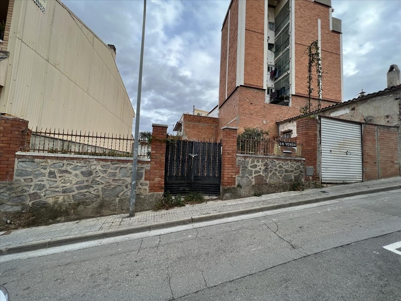 Land in Rubi, Barcelona, Spanien Nr. 186262