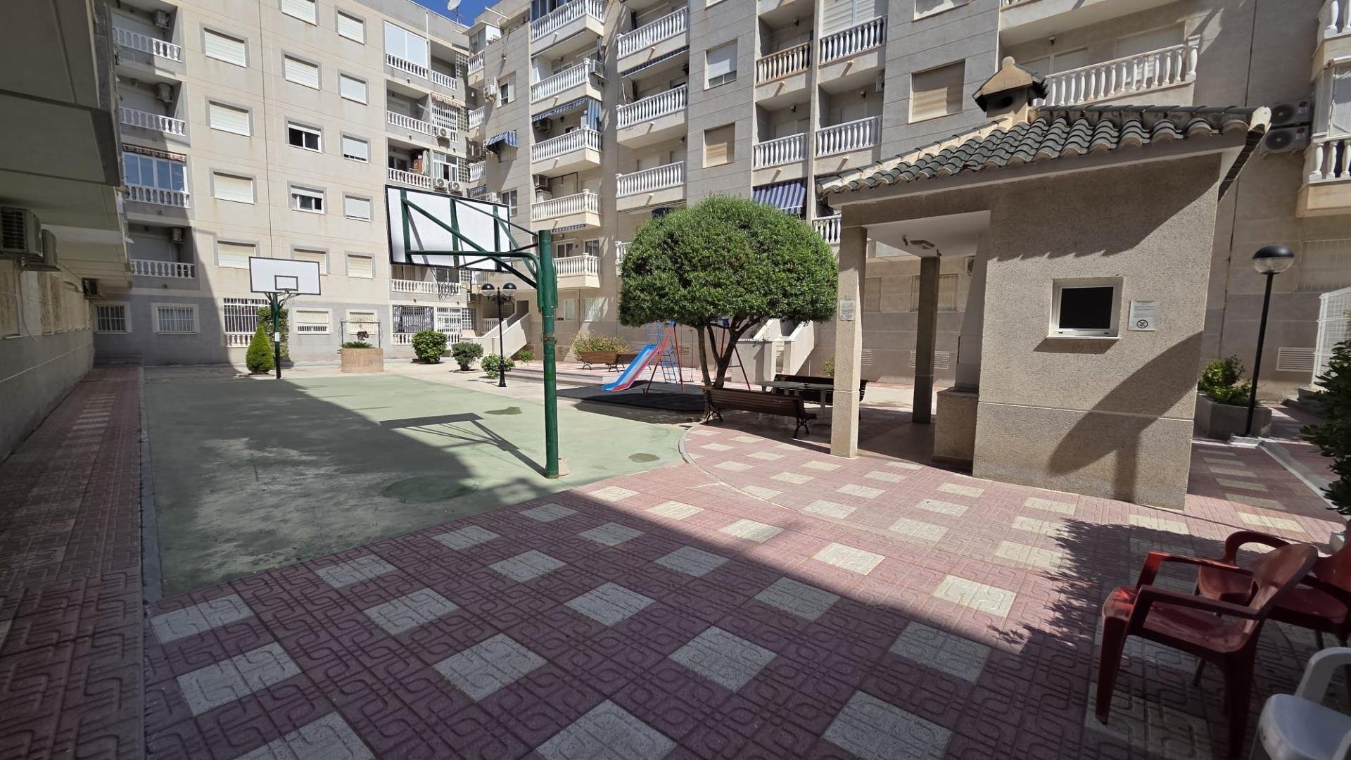 Wohnung in Torrevieja, Alicante, Spanien 39 m2 Nr. 194944