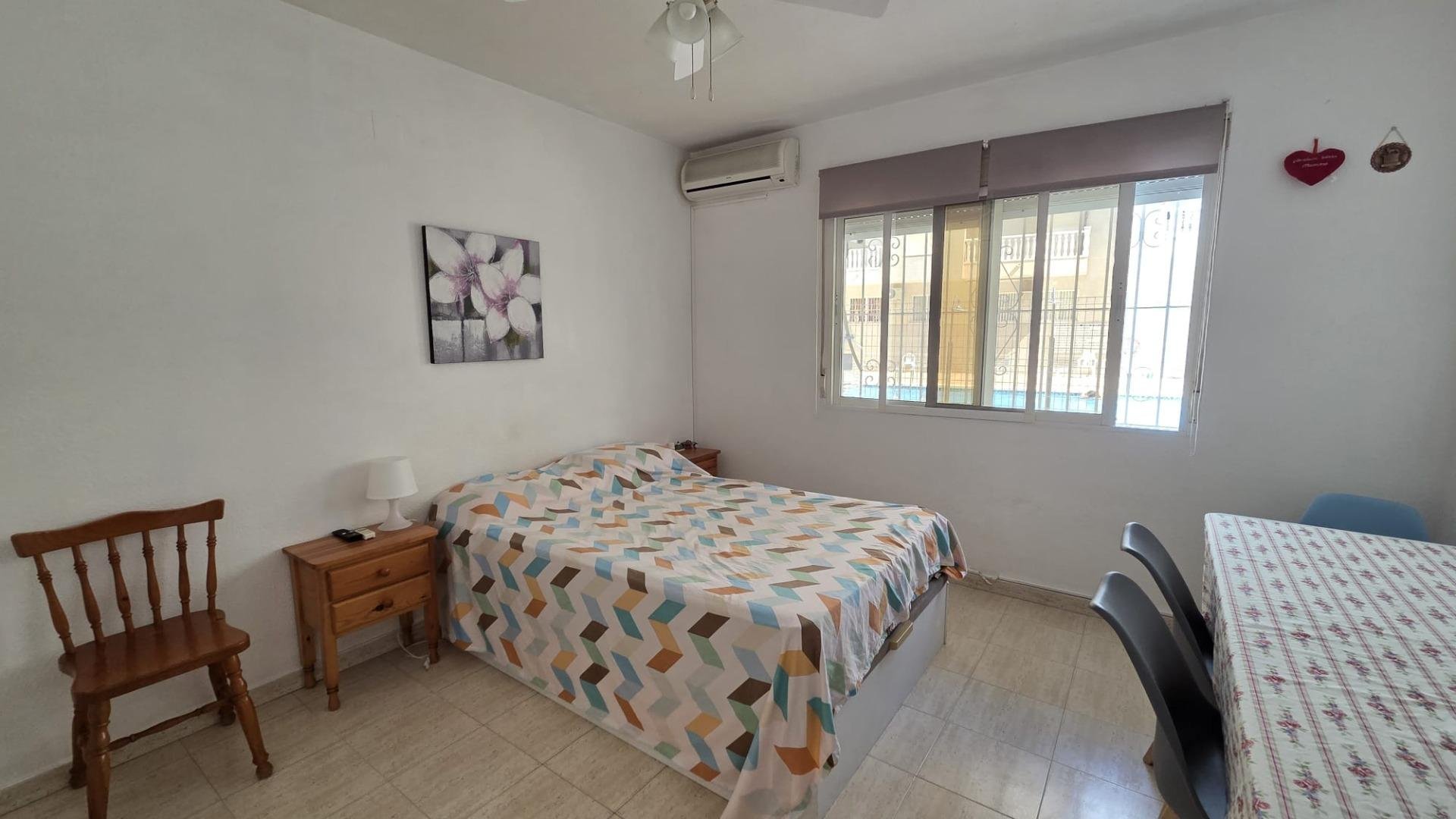 Wohnung in Torrevieja, Alicante, Spanien 39 m2 Nr. 194944