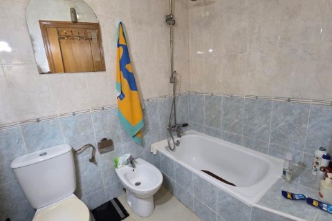 Apartament w Torrevieja, Alicante, Hiszpania 1 sypialnia, 56 mkw. nr 194943 – zdjęcie 10