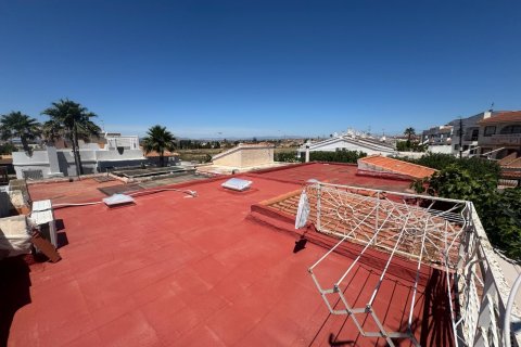 House à vendre à Torrevieja, Alicante, Espagne, 1 chambre, 60 m2 No. 194946 - photo 24