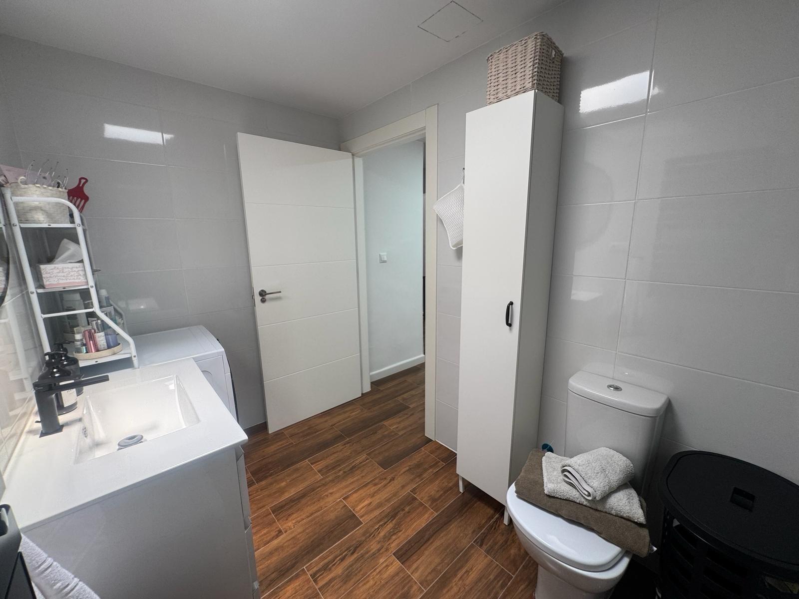 House in Torrevieja, Alicante, Spain 1 bedroom, 60 sq.m. No. 194946