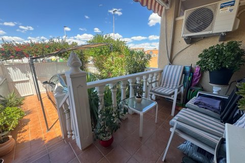 Сasa en venta en Torrevieja, Alicante, España 2 dormitorios, 92 m2 No. 194947 - foto 2