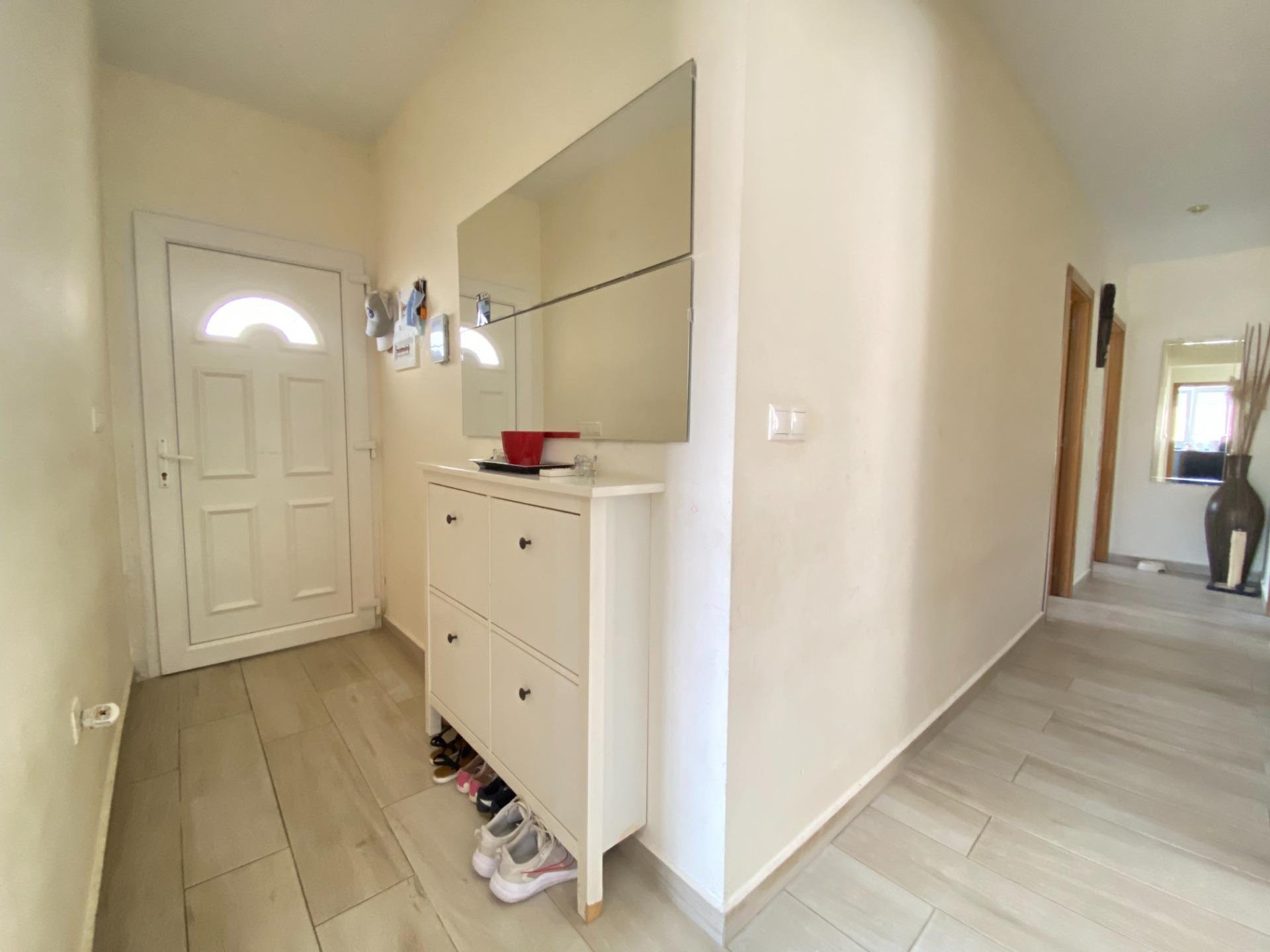 Appartamento a Torrevieja, Alicante, Spagna 3 camere da letto, 140 mq. N° 194948