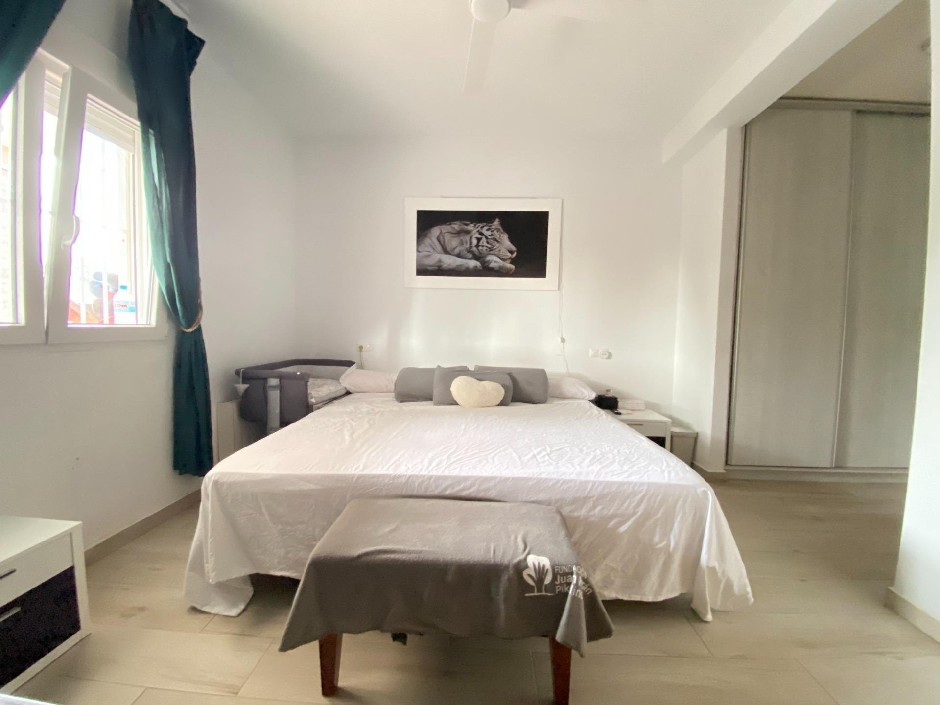 Appartamento a Torrevieja, Alicante, Spagna 3 camere da letto, 140 mq. N° 194948
