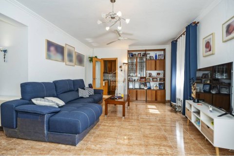 Dzīvoklis pārdošanā Mahon, Menorca, Spānijā 4 istabas, 165 m2 Nr. 167780 - attēls 3