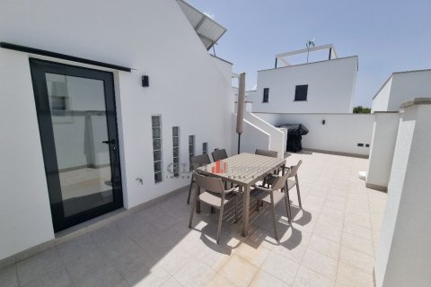 Lägenhet till salu i San Javier, Murcia, Spanien 3 sovrum, 128 kvm. Nr. 144061 - foto 16