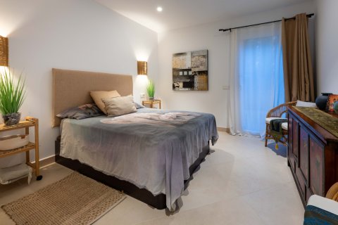 Villa for sale Port Adriano, Mallorca, Spain 5 bedrooms, 250 sq.m. No. 112048 - photo 13