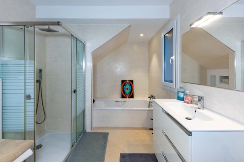 Villa for sale Port Adriano, Mallorca, Spain 5 bedrooms, 250 sq.m. No. 112048 - photo 11