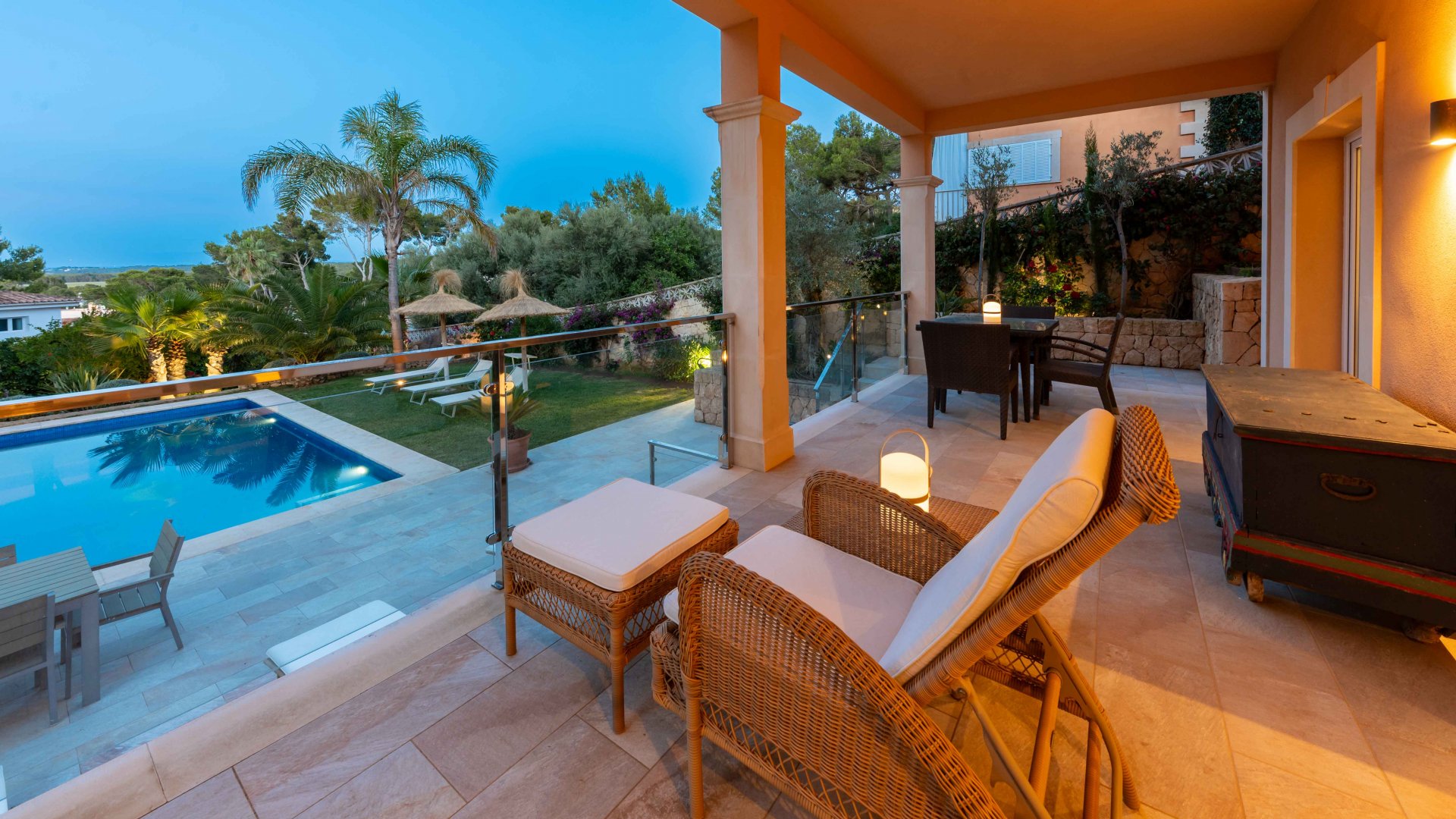 Villa i Port Adriano, Mallorca, Spanien 5 sovrum, 250 kvm. Nr. 112048