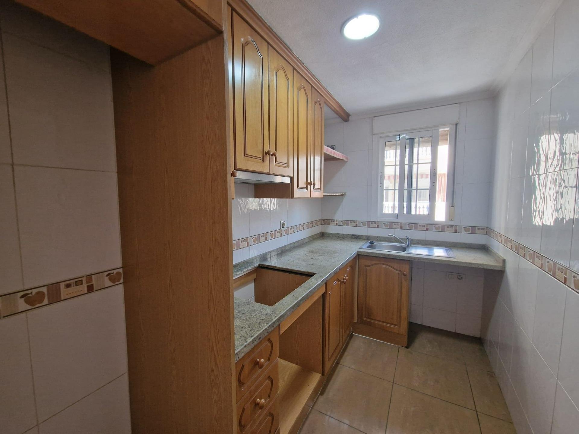 Apartament w Torrevieja, Alicante, Hiszpania 2 sypialnie, 70 mkw. nr 182864