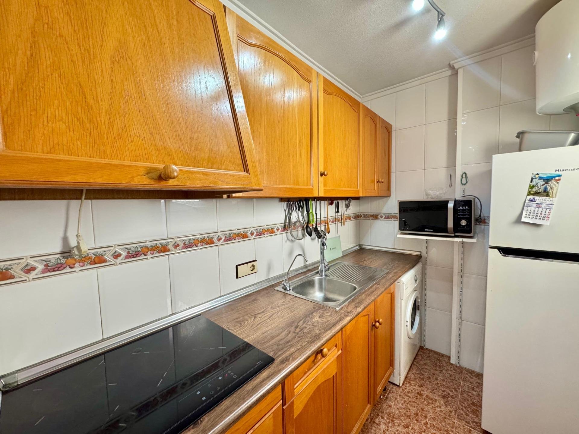 Ático en Torrevieja, Alicante, España 2 dormitorios, 60 m2 No. 182863