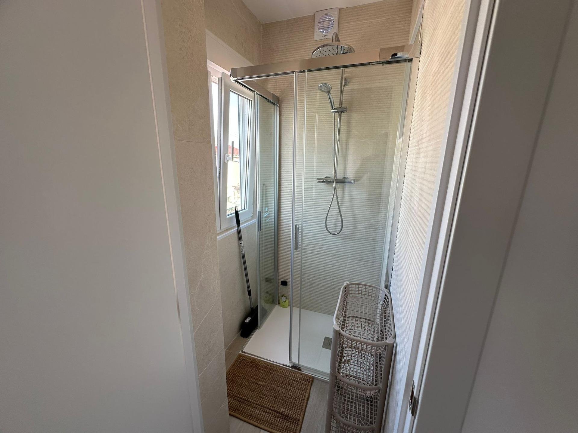 Apartamento en Alicante, España 62 m2 No. 182861