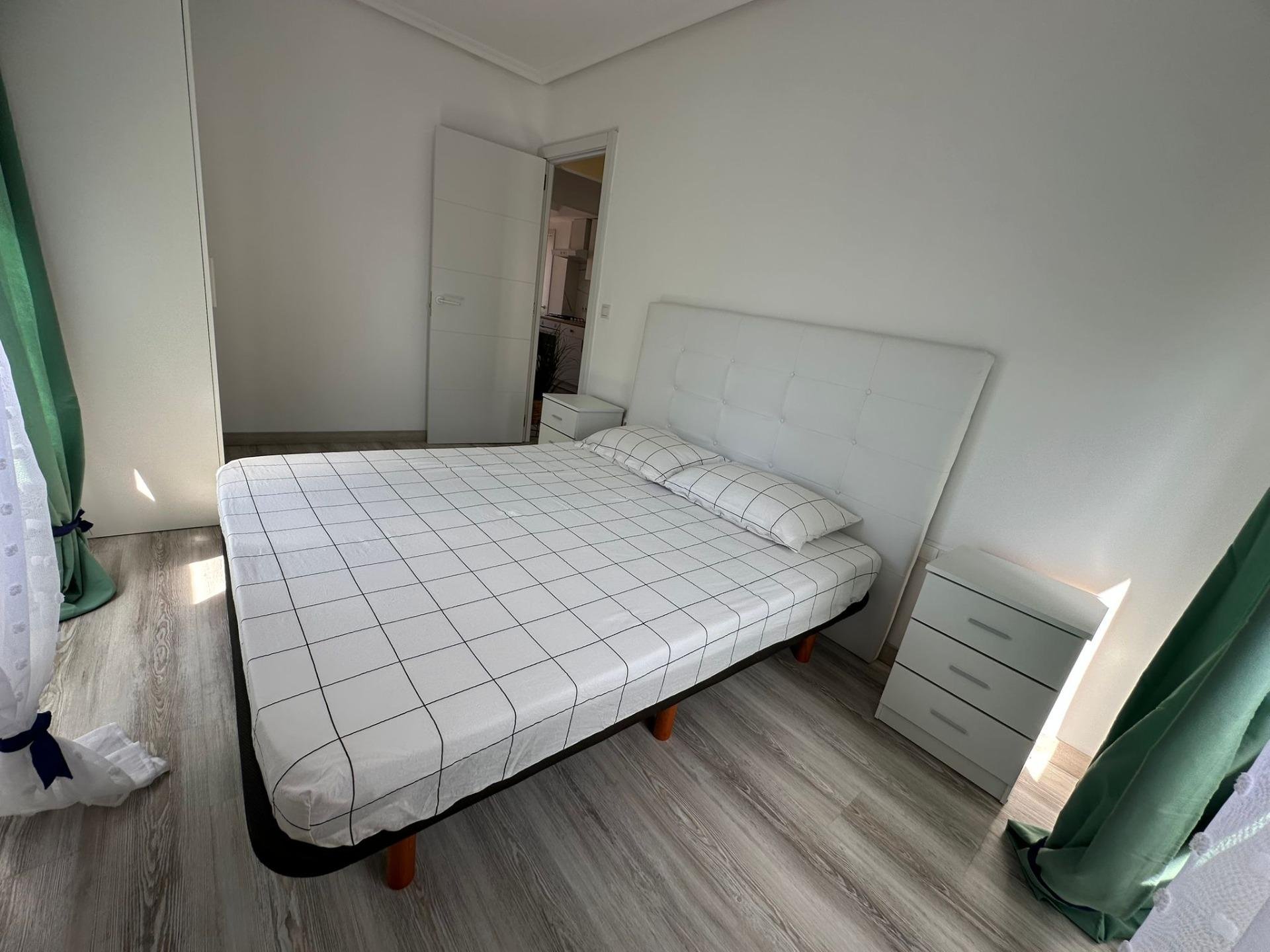 Apartamento en Alicante, España 62 m2 No. 182861