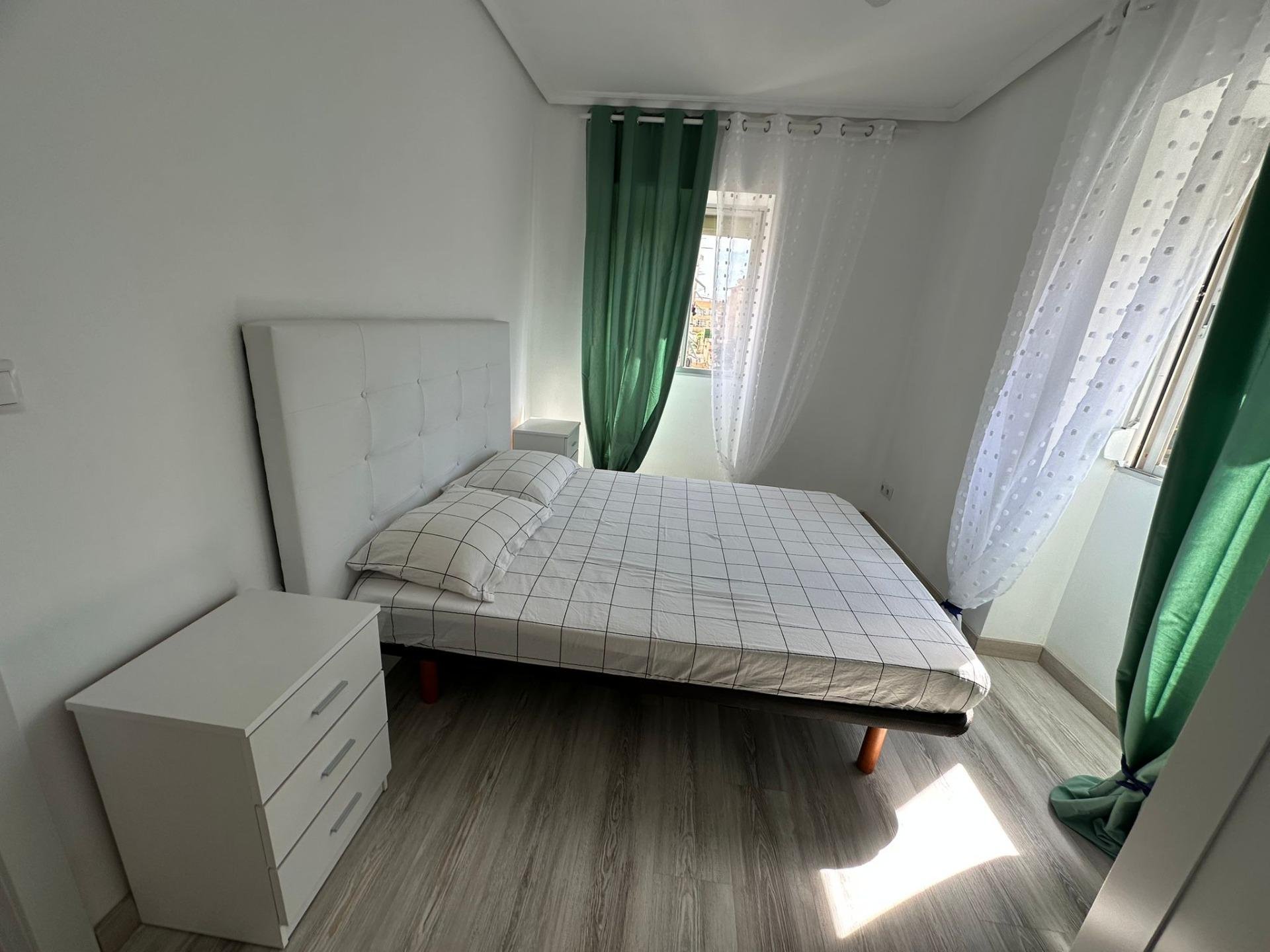 Apartamento en Alicante, España 62 m2 No. 182861