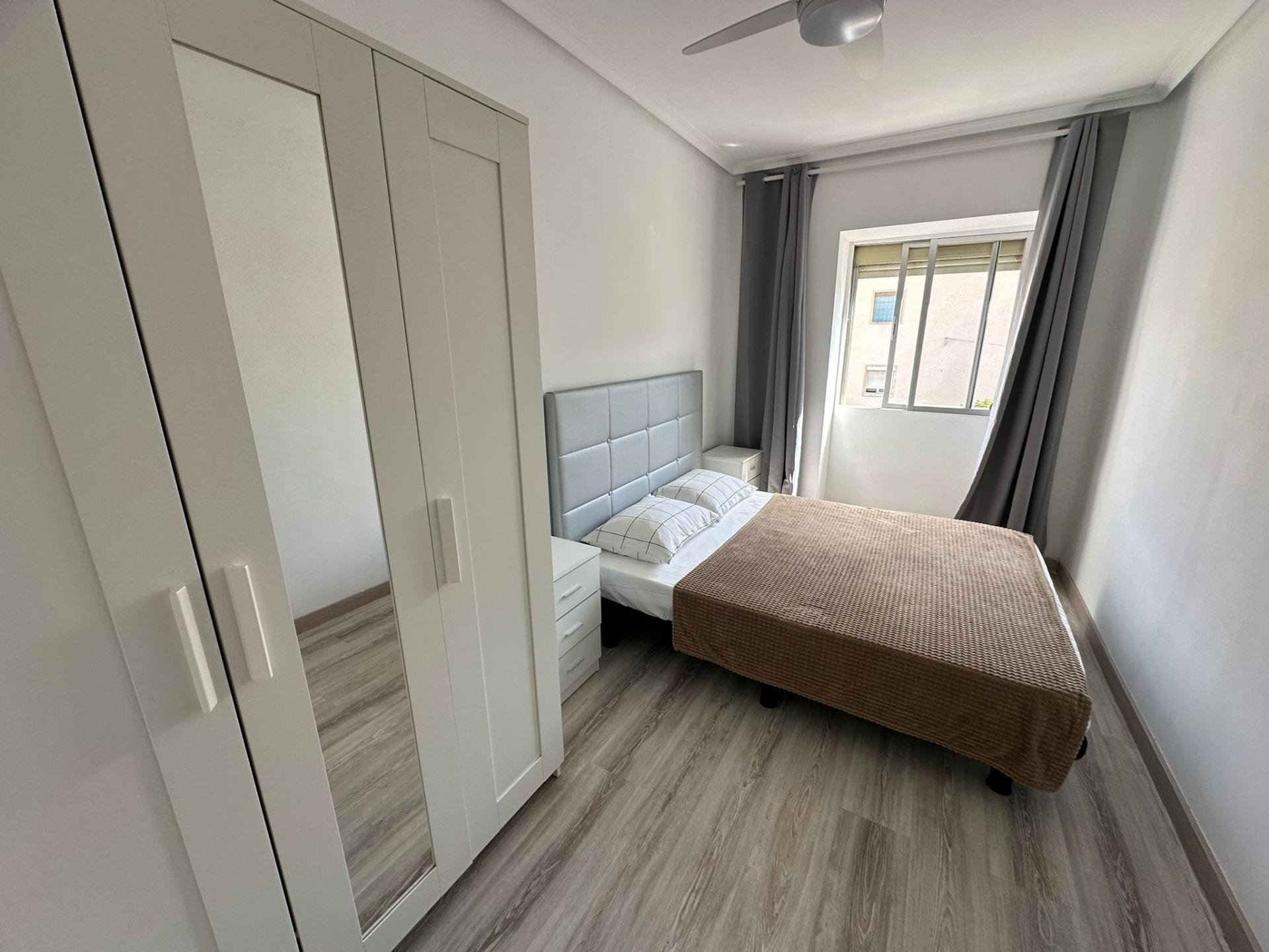 Apartamento en Alicante, España 62 m2 No. 182861