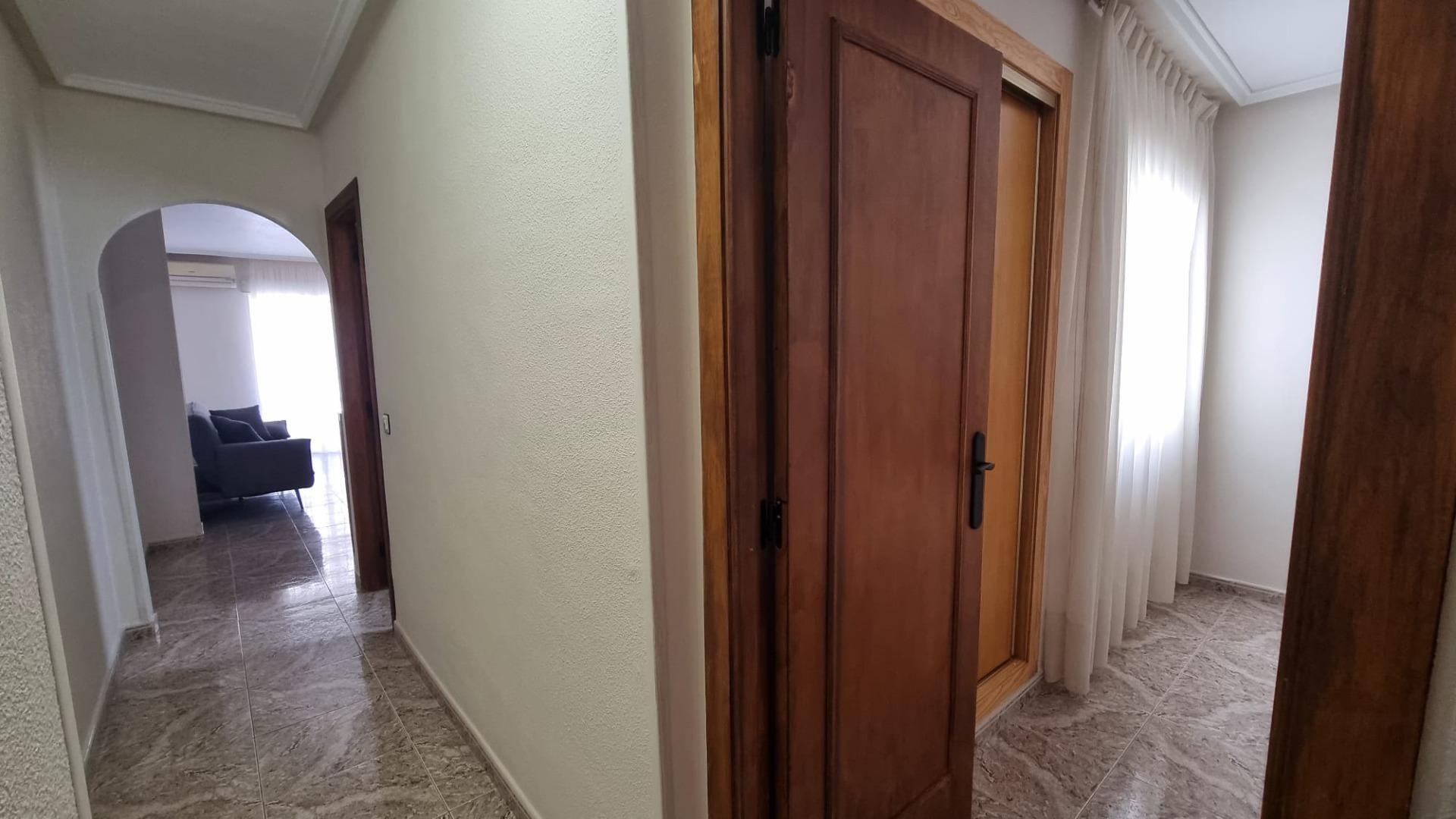 Apartament w Torrevieja, Alicante, Hiszpania 2 sypialnie, 63 mkw. nr 182866