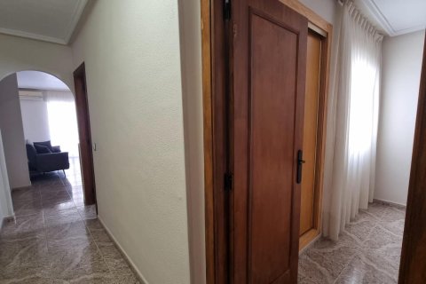 Apartament w Torrevieja, Alicante, Hiszpania 2 sypialnie, 63 mkw. nr 182866 – zdjęcie 5