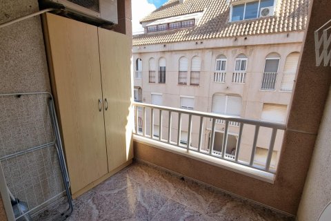 Apartament w Torrevieja, Alicante, Hiszpania 2 sypialnie, 63 mkw. nr 182866 – zdjęcie 20