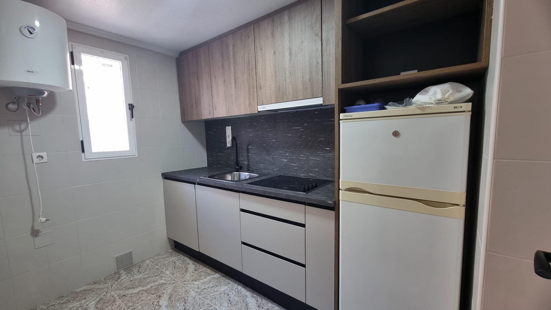 Apartament w Torrevieja, Alicante, Hiszpania 2 sypialnie, 63 mkw. nr 182866