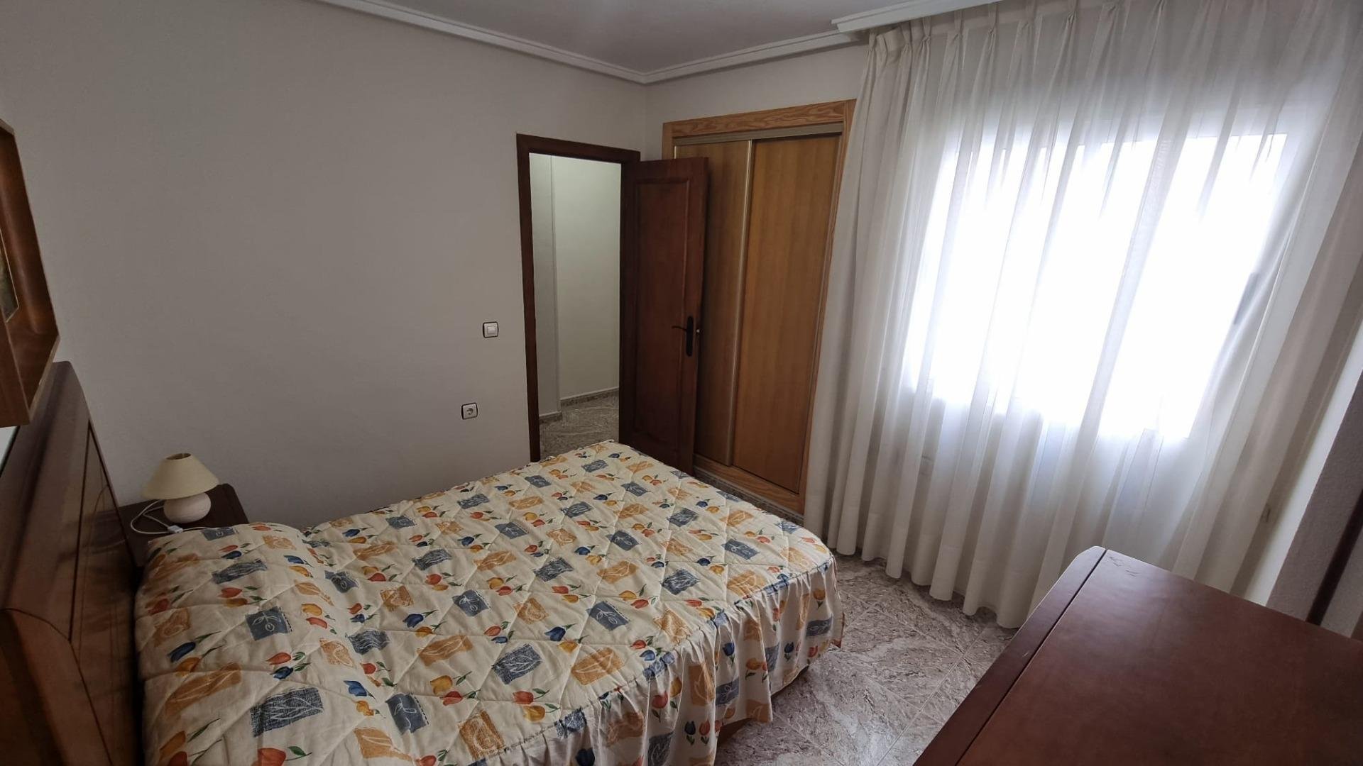 Apartament w Torrevieja, Alicante, Hiszpania 2 sypialnie, 63 mkw. nr 182866