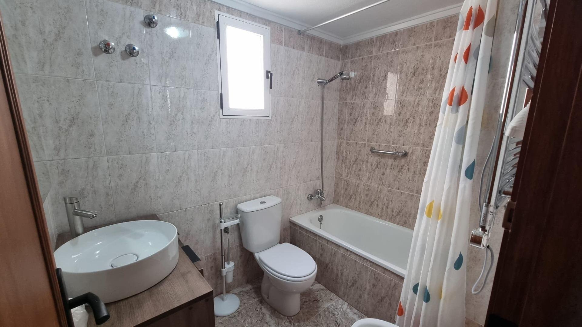 Apartament w Torrevieja, Alicante, Hiszpania 2 sypialnie, 63 mkw. nr 182866