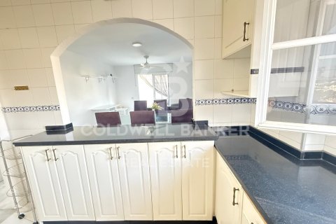 Apartment à vendre à Estepona, Malaga, Espagne, 3 chambres, 128 m2 No. 157617 - photo 5