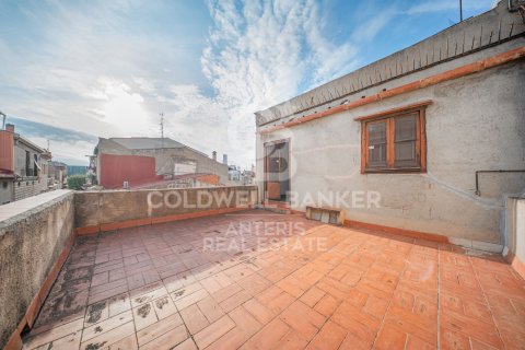 House for sale in Mataro, Barcelona, Spain 7 bedrooms, 368 sq.m. No. 157620 - photo 1