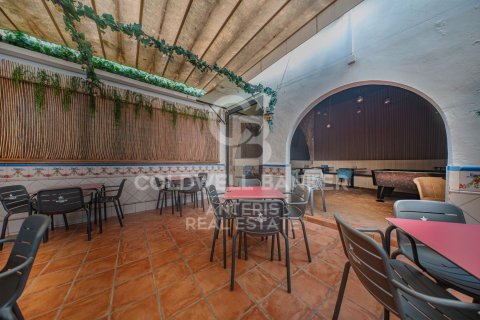 Hus till salu i Mataro, Barcelona, Spanien 7 sovrum, 368 kvm. Nr. 157620 - foto 29