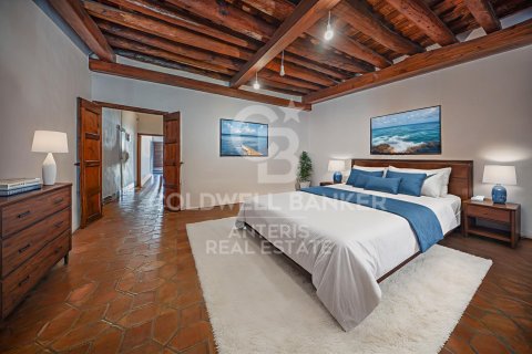 Hus till salu i Mataro, Barcelona, Spanien 7 sovrum, 368 kvm. Nr. 157620 - foto 14