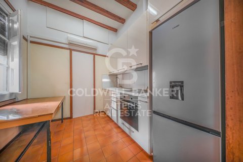 Hus till salu i Mataro, Barcelona, Spanien 7 sovrum, 368 kvm. Nr. 157620 - foto 6