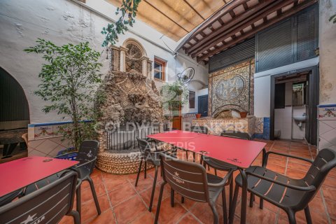 Hus till salu i Mataro, Barcelona, Spanien 7 sovrum, 368 kvm. Nr. 157620 - foto 28