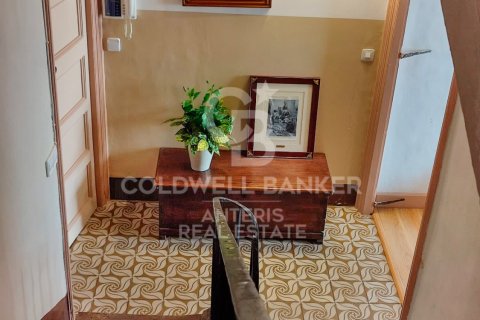 House for sale in Mataro, Barcelona, Spain 7 bedrooms, 368 sq.m. No. 157620 - photo 21