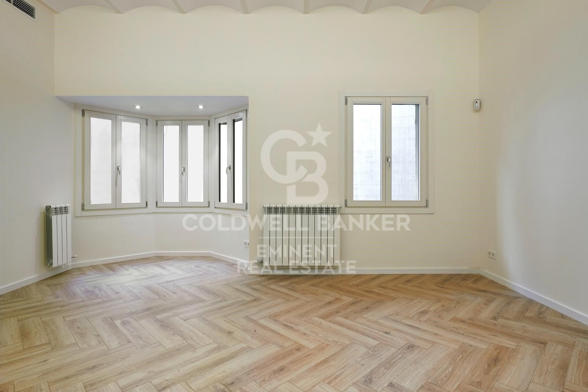 Dzīvoklis Barcelona, Spānijā 1 istaba, 70 m2 Nr. 157816