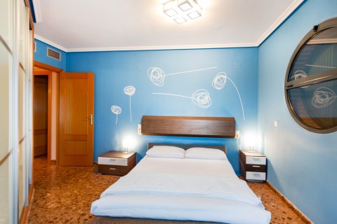Apartament w Valencia, Hiszpania 3 sypialnie, 95 mkw. nr 146311 – zdjęcie 23