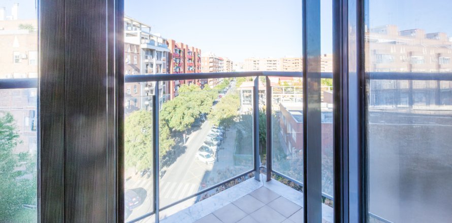 Wohnung in Valencia, Spanien 3 Schlafzimmer, 95 m2 Nr. 146311