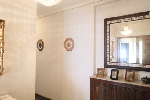 Apartament w Valencia, Hiszpania 4 sypialnie, 143 mkw. nr 146310 – zdjęcie 8