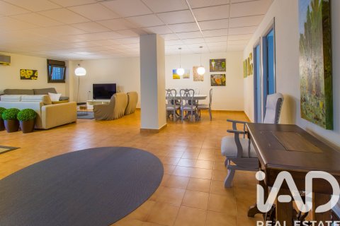 Продажа дома в Могер, Уэльва, Испания 7 спален, 396м2 №152558 - фото 25