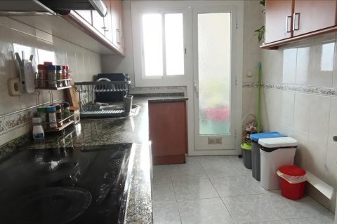 Wohnung zum Verkauf in Premia De Mar, Barcelona, Spanien 4 Schlafzimmer, 102 m2 Nr. 152553 - Foto 7