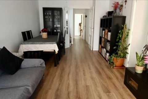 Lägenhet i Premia De Mar, Barcelona, Spanien 4 sovrum, 102 kvm. Nr. 152553