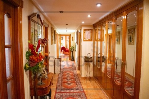 Villa en venta Guardamar del Segura, Alicante, España 4 dormitorios, 650 m2 No. 135621 - foto 5