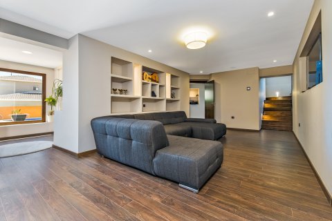 Продажа виллы в Сьюдад Кесада, Аликанте, Испания 4 спальни, 288м2 №135619 - фото 21