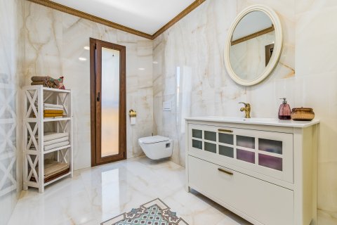 Продажа виллы в Сьюдад Кесада, Аликанте, Испания 4 спальни, 288м2 №135619 - фото 18