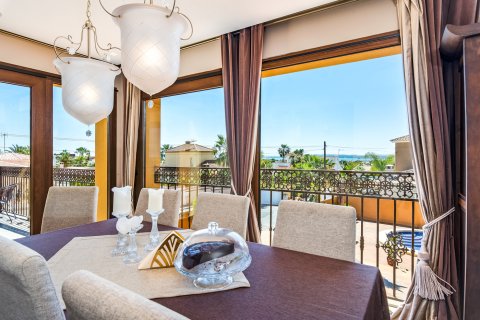 Продажа виллы в Сьюдад Кесада, Аликанте, Испания 4 спальни, 288м2 №135619 - фото 6