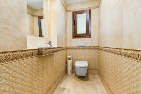 Продажа виллы в Сьюдад Кесада, Аликанте, Испания 4 спальни, 288м2 №135619 - фото 10